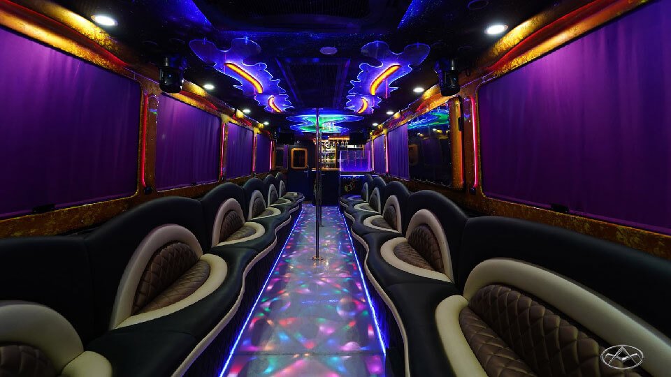 Club-on-Wheels-Party-Bus-06